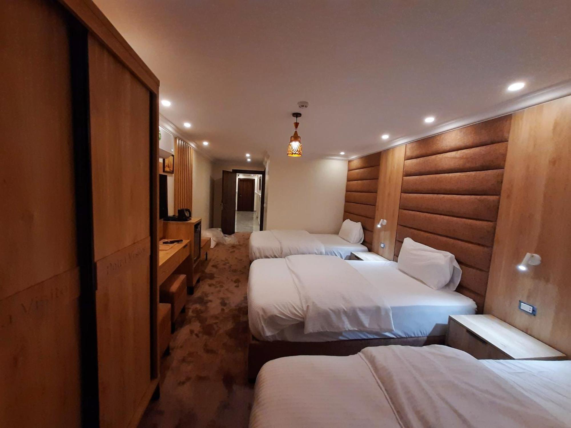 Petra Visitors Hotel 와디무사 외부 사진