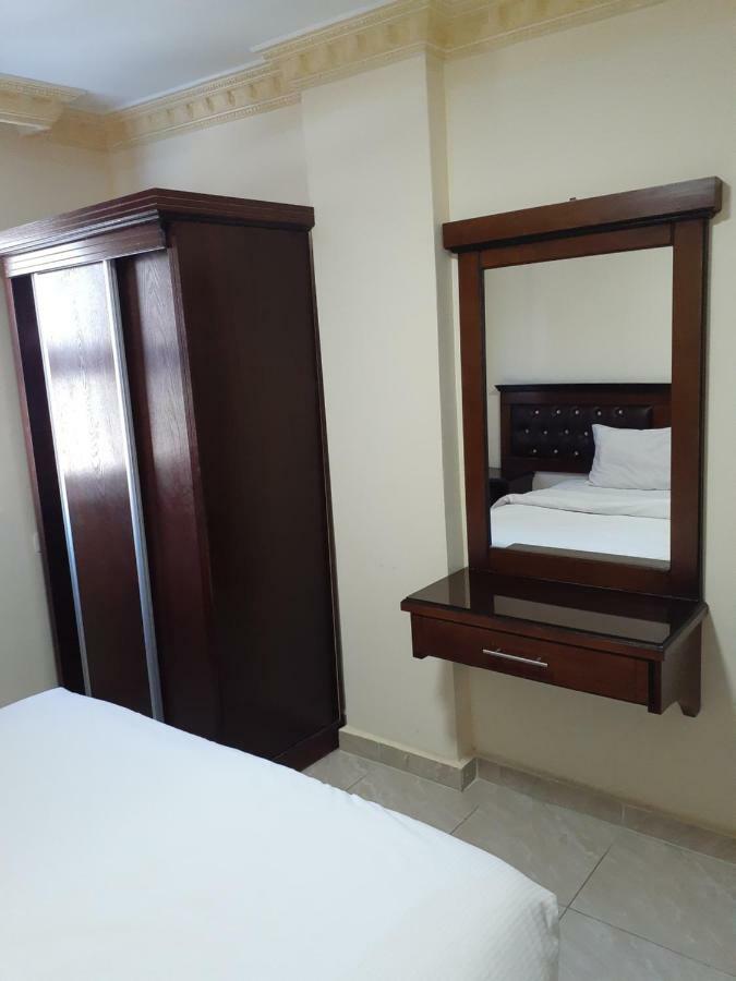 Petra Visitors Hotel 와디무사 외부 사진