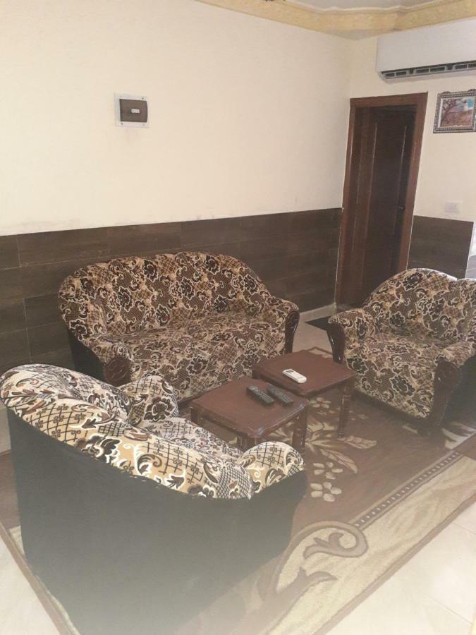 Petra Visitors Hotel 와디무사 외부 사진