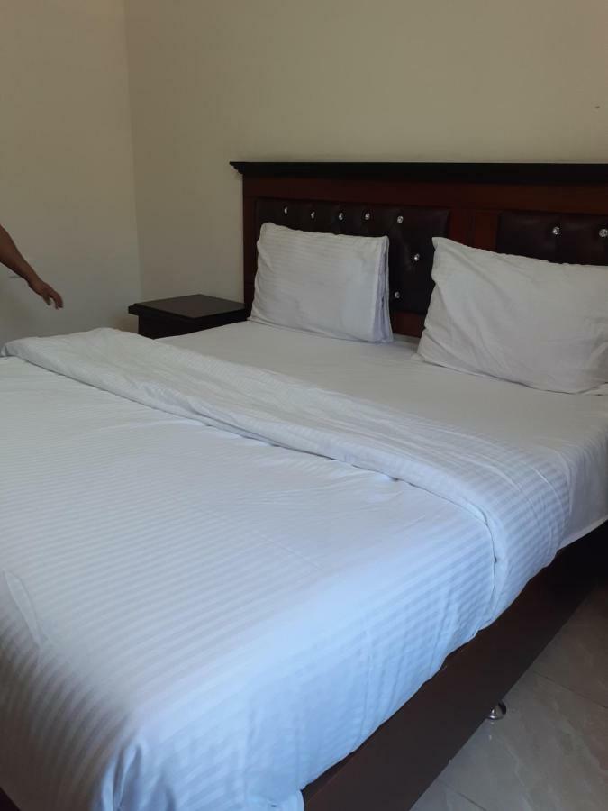 Petra Visitors Hotel 와디무사 외부 사진