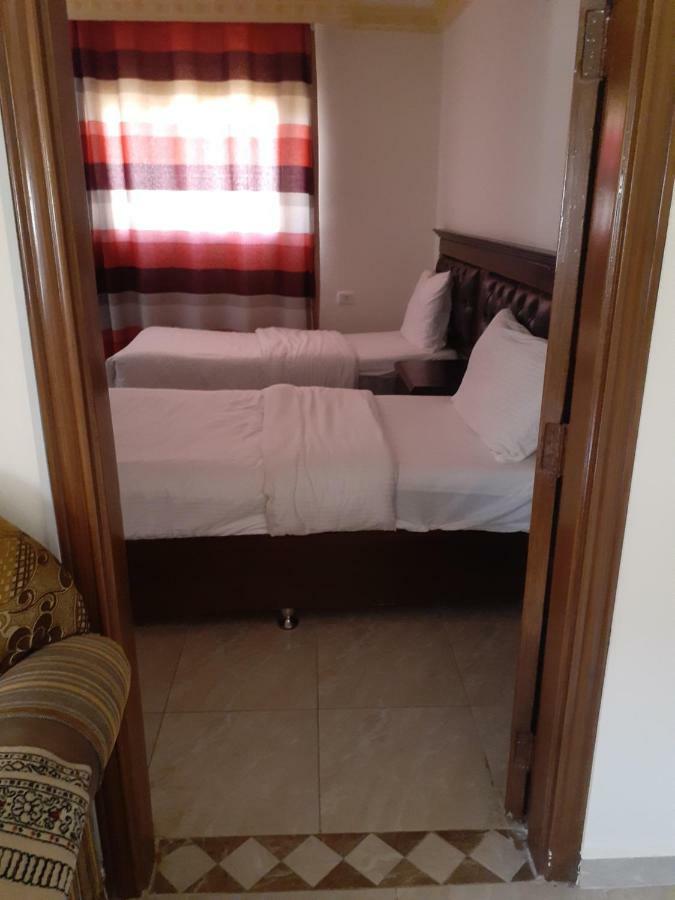 Petra Visitors Hotel 와디무사 외부 사진