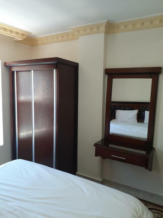 Petra Visitors Hotel 와디무사 외부 사진