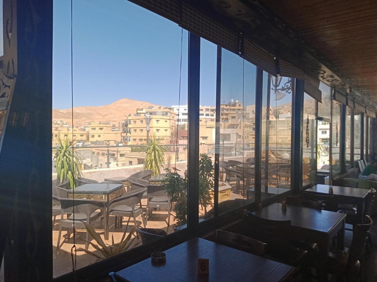 Petra Visitors Hotel 와디무사 외부 사진