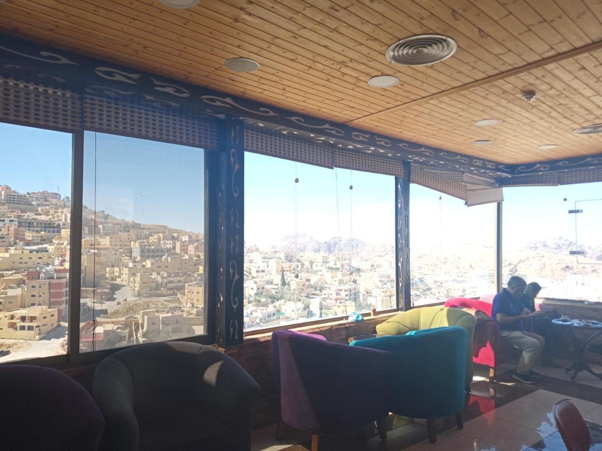 Petra Visitors Hotel 와디무사 외부 사진
