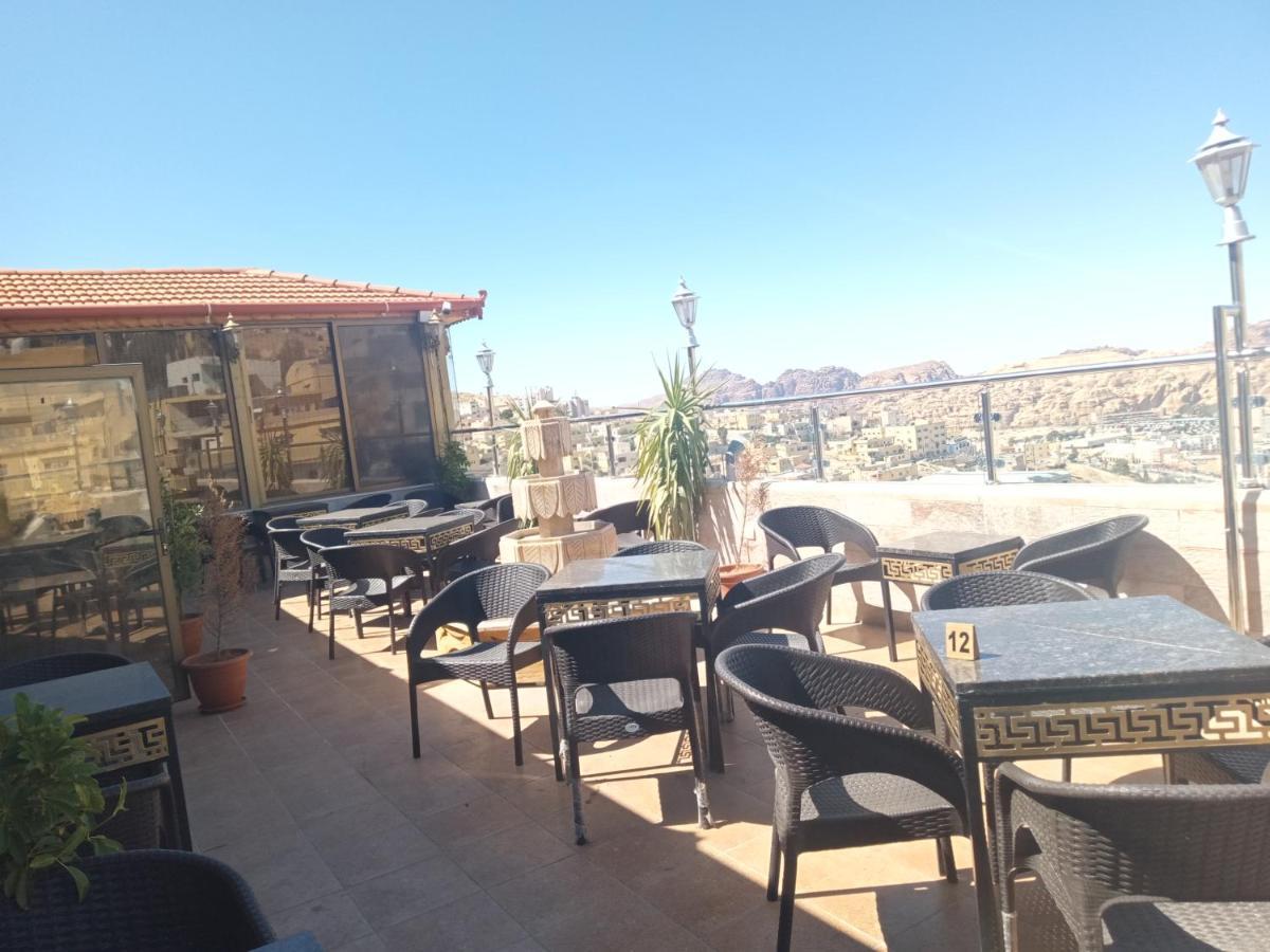 Petra Visitors Apartments 와디무사 외부 사진